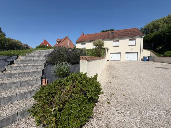 SEMI PLAIN-PIED INDIVIDUEL, 6 CHAMBRES, SOUS/SOL, JARDIN