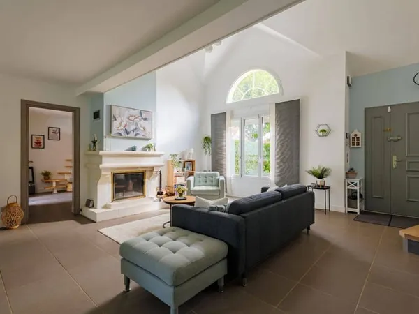 Maison 8 pièces 158 m²