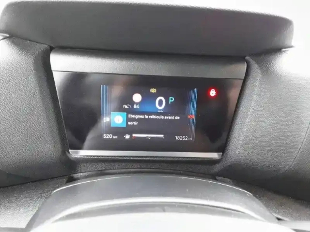 Citroën C4 hybride 136 e-dcs6 — photo 32