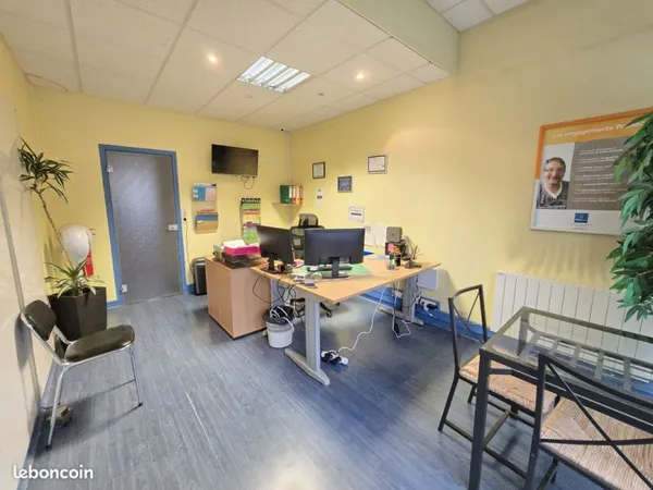 Bureaux 39 m² Évreux