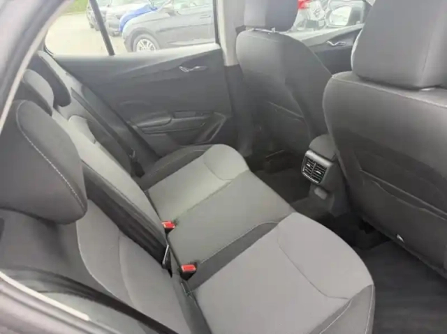 Skoda Fabia 1.0 tsi 95ch ambition — photo 9