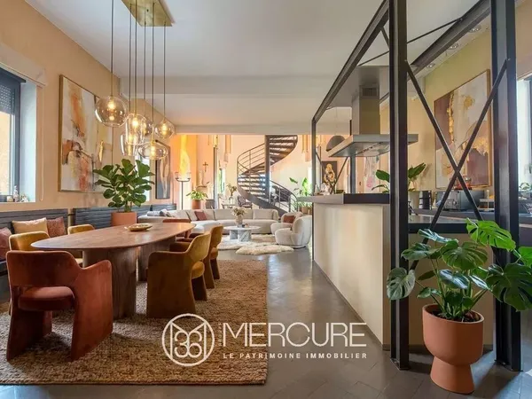 Appartement 6 pièces 281 m²
