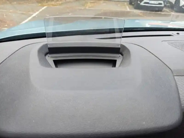 Citroën C4 e- 136 ch automatique — photo 24