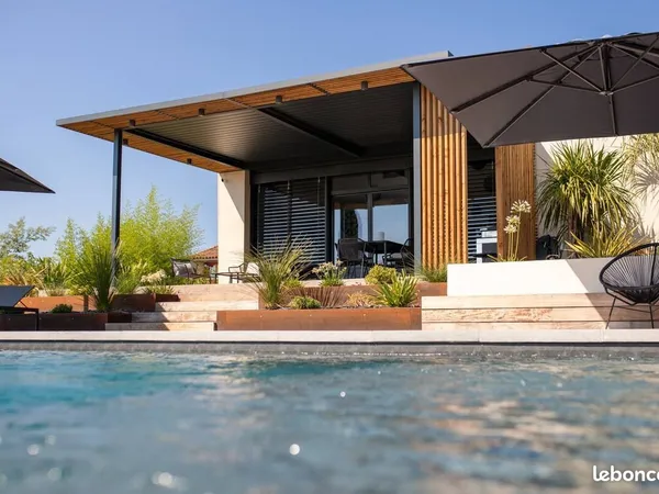Maison meublée 180 M2-4 chambres-Piscine