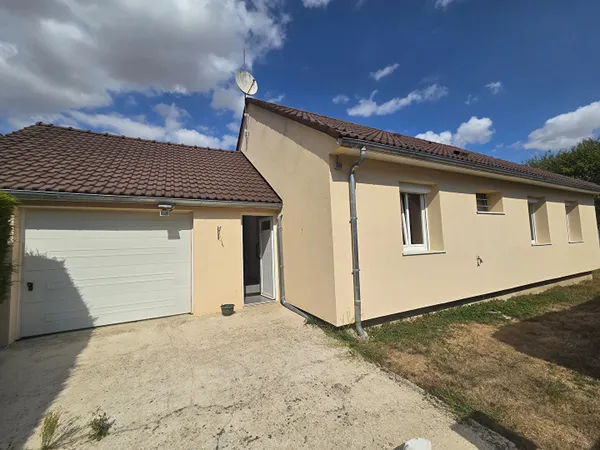 PLAIN PIED (normes PMR) - Donnemarie-dontilly 4 pièces - 85 m2