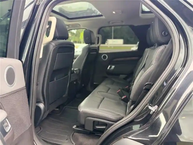 Land Rover Discovery mark iii sd4 2.0 240 ch — photo 8