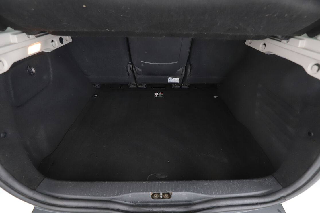 Renault Scenic 1.5 dCi Limited EDC — photo 16
