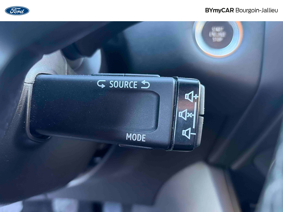 Renault Captur TCe 90 — photo 25