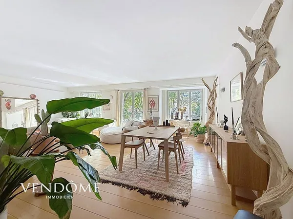 Appartement 5 pièces 150 m²