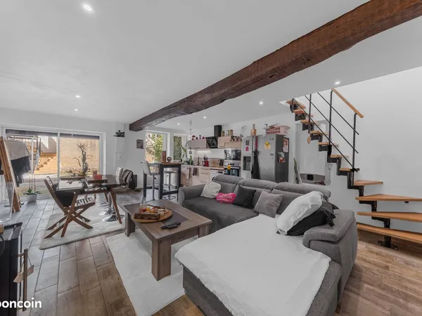 Propriété 5 pièces 141 m²