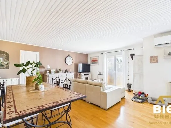 Maison 7 pièces 181 m²