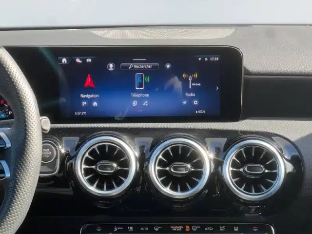 Mercedes Classe A 250 e hybrid eq amg line — photo 13