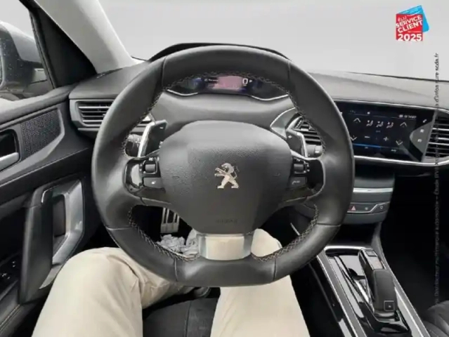 Peugeot 308 1.2 puretech 130ch s/s roadtrip eat8 gps camera — photo 12