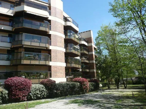 Stationnement Location Bordeaux   70€