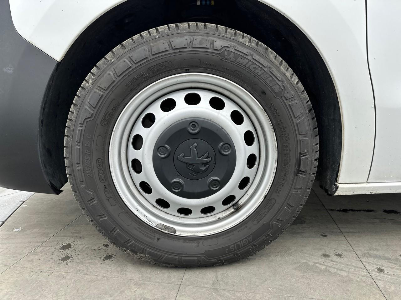 Peugeot Expert long bluehdi 120ch s&s bvm6 — photo 16