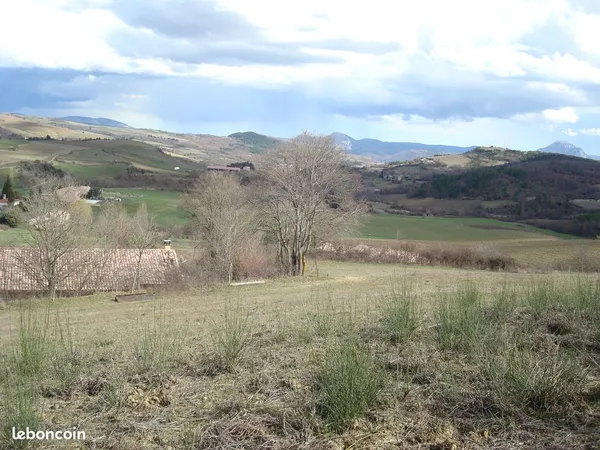 Terrain à vendre urgent