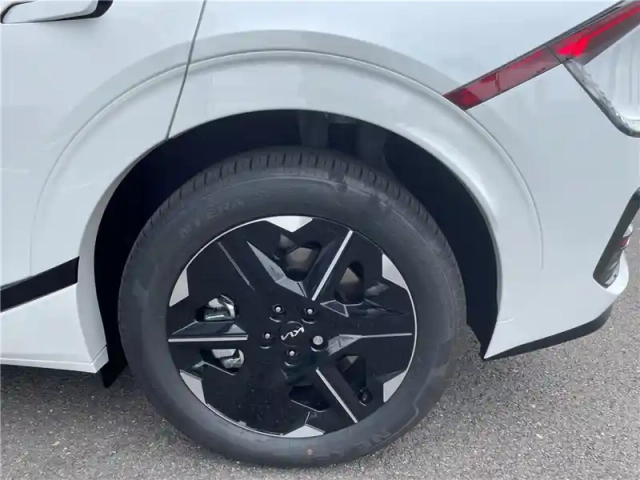 Kia Ev6 229 ch autonomie longue 84 kwh — photo 22
