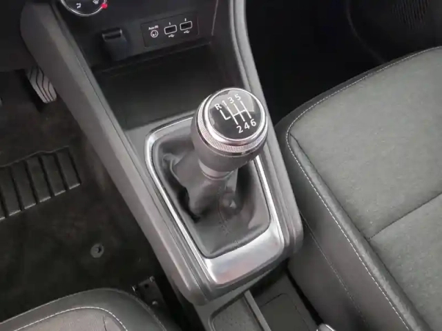 Renault Captur tce 90 — photo 243