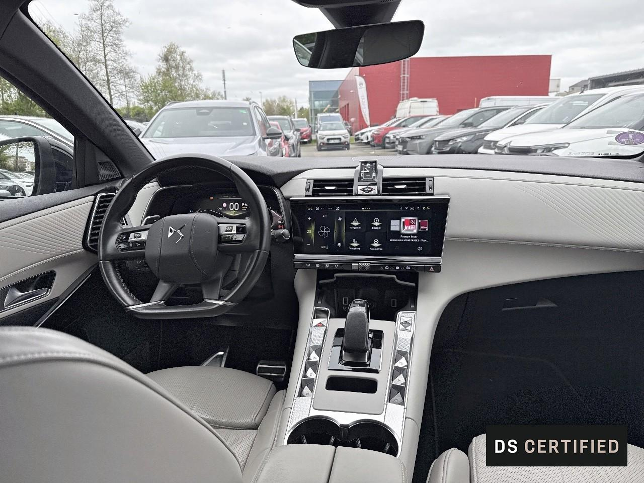 Ds Ds 7 crossback hybride rechargeable e-tense 300 eat8 4x4 opera — photo 2