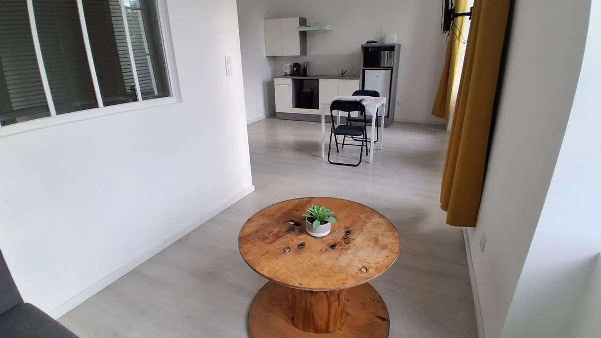 Photo 3