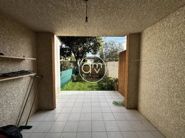 Studio 1 pièce 28 m²