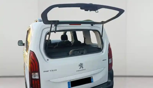 Peugeot Rifter bluehdi 130 s&amp;s eat8 — photo 50