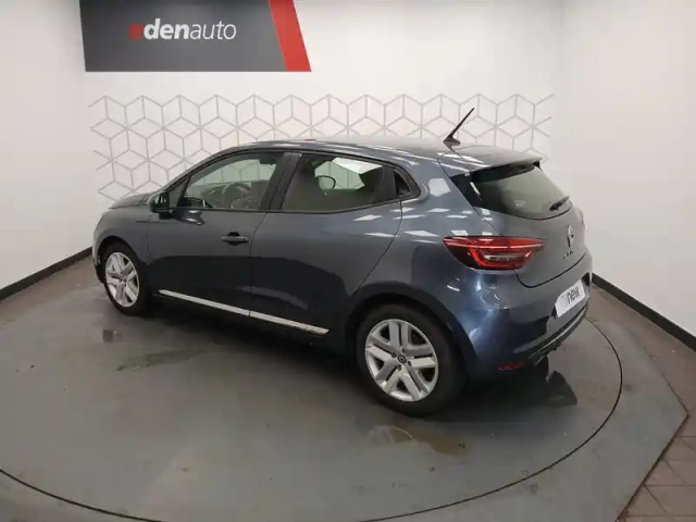 Renault Clio blue dci 85 — photo 10