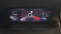 Peugeot 2008 1.2 PureTech 130ch S&S GT EAT8 — photo 10
