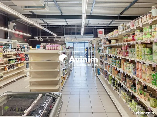 Local commercial 300 m² Fontaine-Française