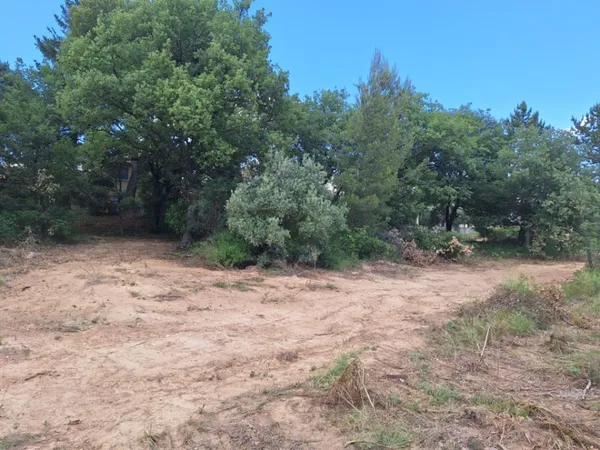 Terrain 480 m²