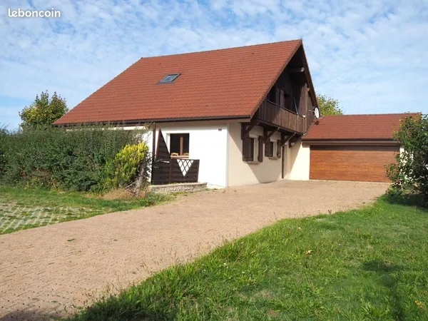 Maison individuelle 5 pièces - 114 m² habitables - Terrain 1 019 m²