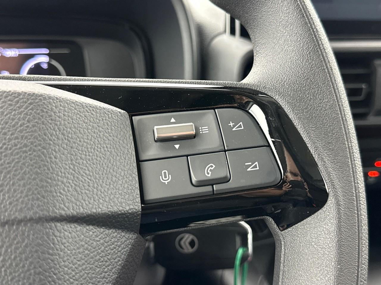Citroën Berlingo van m diesel 100 ch manuelle — photo 19