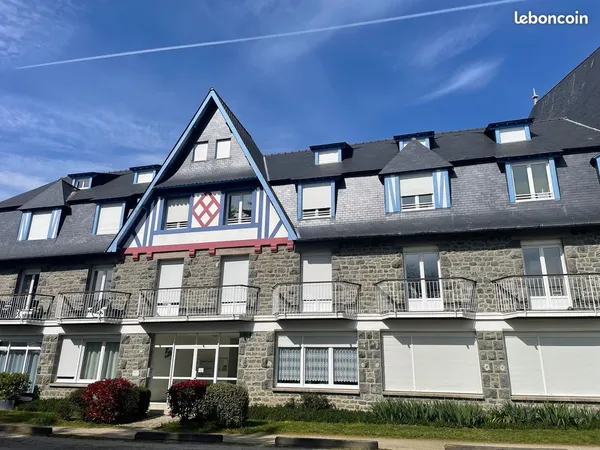 A louer a l'annee appartement t3 proche a sables d'or les pins