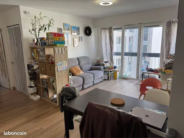 Location Appart 3 pièce 49 m2 dans le 15eme Paris, à 2mn du metro ligne 8 Lourmel