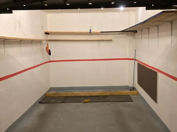 Garage fermé en sous sol
