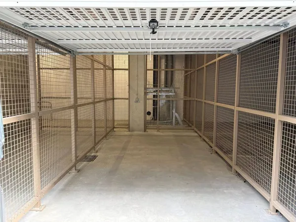 Parking 14 m²