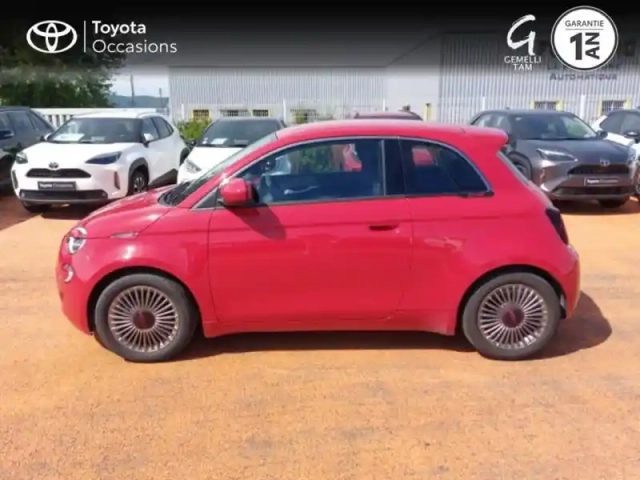 Fiat 500 e 95ch (red) my23 — photo 3