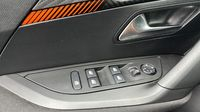 Peugeot 2008 1.2 PureTech 100ch S&S Active Pack — photo 16