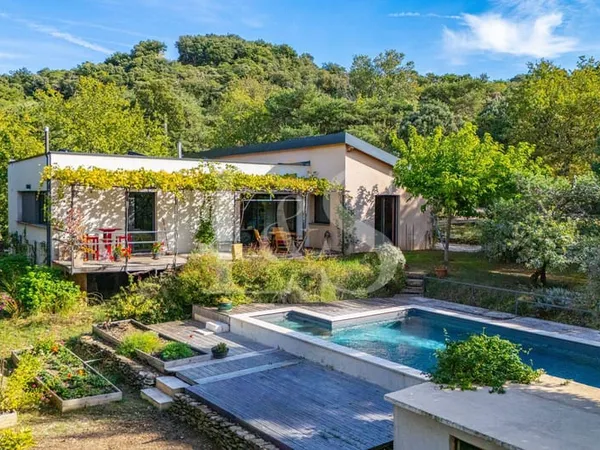 Maison de plain-pied 3 pièces 115 m²