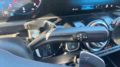 Mercedes Classe GLA 200 d 150 8G-DCT - AMG Line – 2022 – 89814 km – Diesel – Boîte Automatique — photo 2