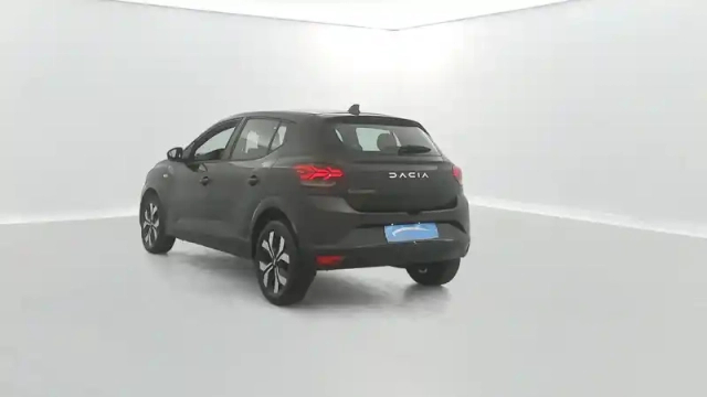 Dacia Sandero tce 90 gsr2 — photo 12