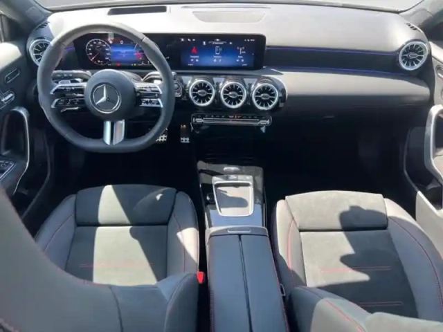 Mercedes Classe A 200 d amg line — photo 3