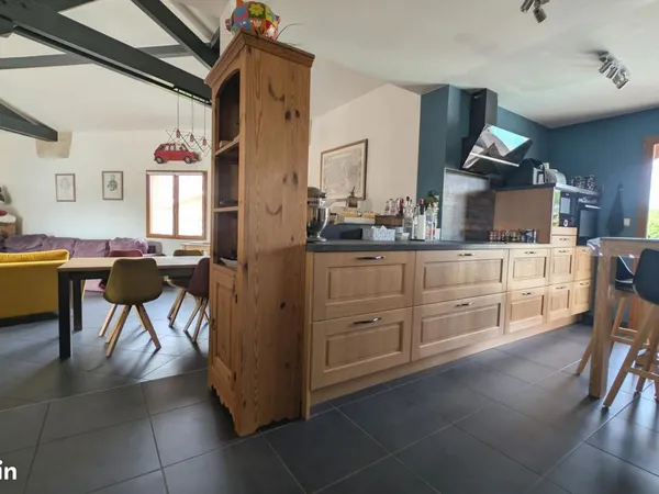 Maison 5 pièces 140 m²