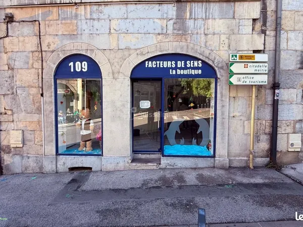 Local commercial 54 m² BESANCON