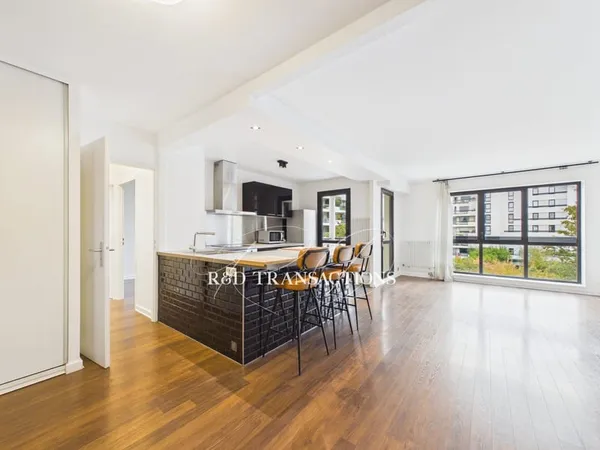 Appartement 2 pièces Suresnes coeur de ville