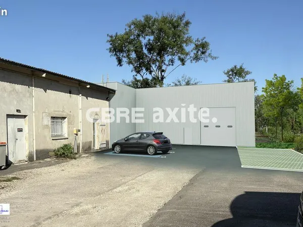 LOCAL D'ACTIVITE 714 m² RUMILLY