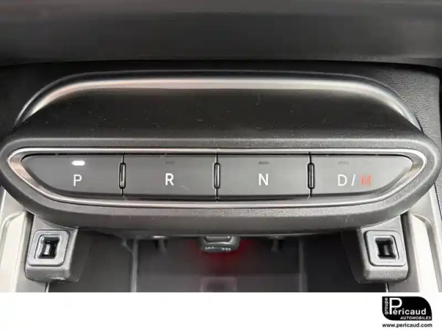 Jeep Avenger 1.2 turbo t3 110 ch e-hybrid bvr6 — photo 12