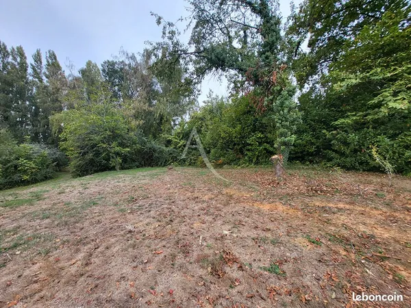 Terrain 470 m² NOZAY