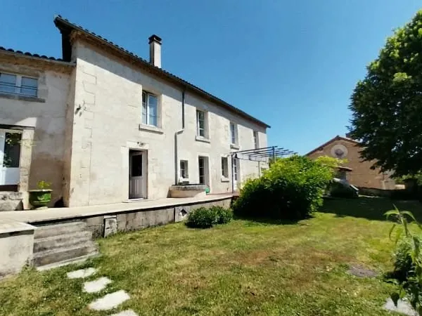 Propriété 10 pièces 300 m²