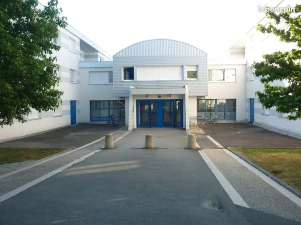 Studio à Beaulieu, rue Xavier Grall